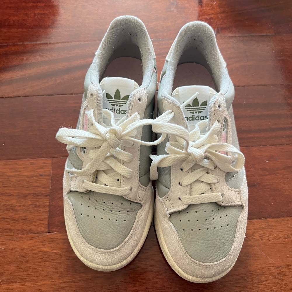 Grey adidas sneakers size 5 - good condition